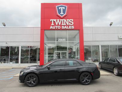 Used 2023 Chrysler 300 S