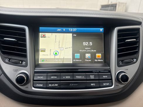 Used 2016 Hyundai Tucson Limited w/ Option Group 03 image 20