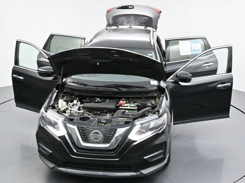 Used 2017 Nissan Rogue SV FWD image 44