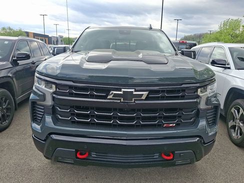 Used 2025 Chevrolet Silverado 1500 LT Trail Boss w/ LT Trail Boss Premium Package AWD/4WD image 2