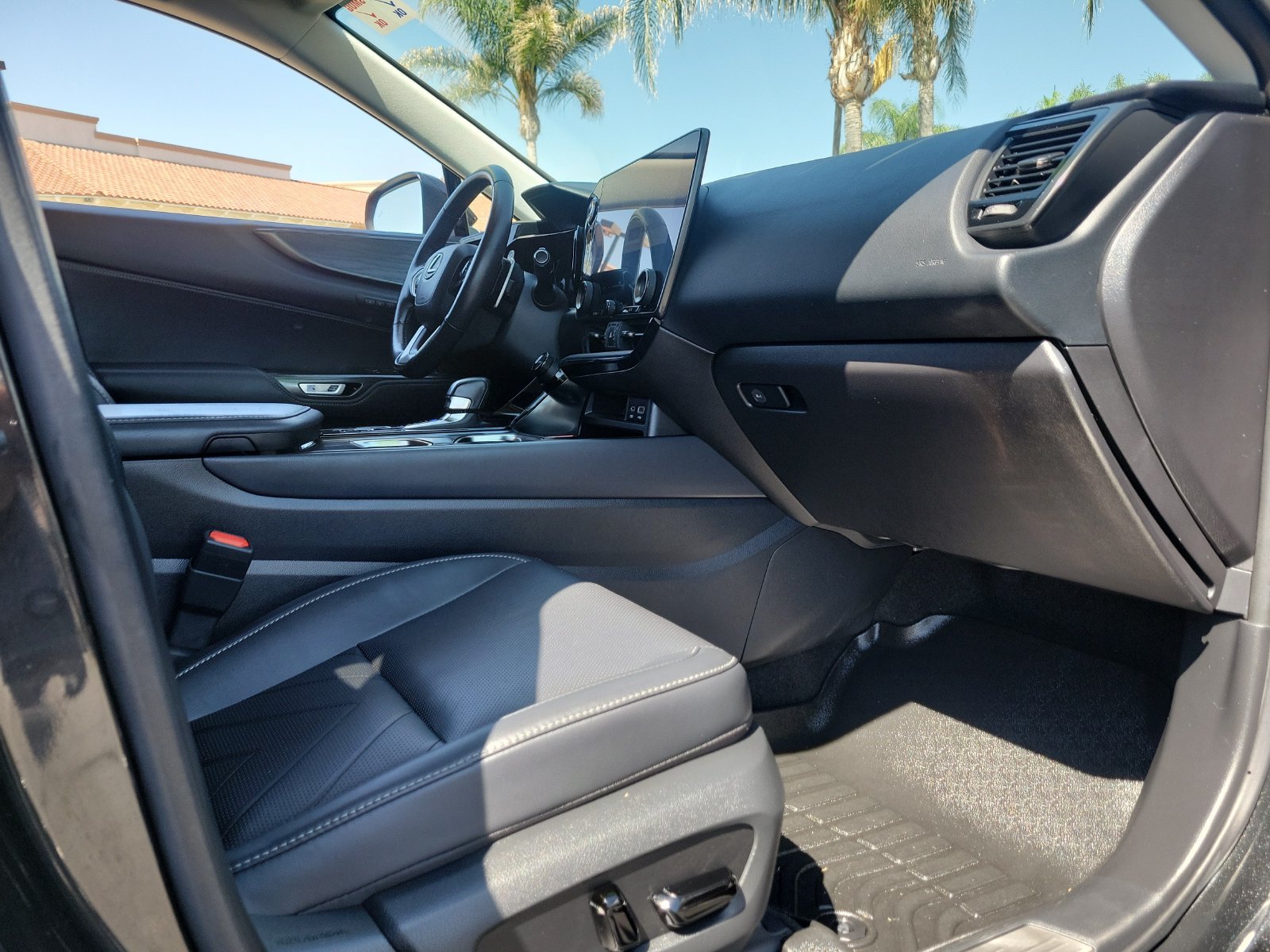 Used 2024 Lexus NX 450h+ AWD w/ Vision Package image 22