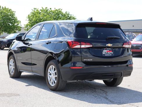 Used 2024 Chevrolet Equinox LS w/ LS Convenience Package AWD/4WD image 11