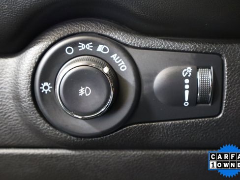 Used 2021 Dodge Durango GT image 33