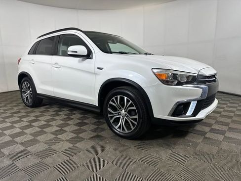 Used 2018 Mitsubishi Outlander Sport SEL image 2