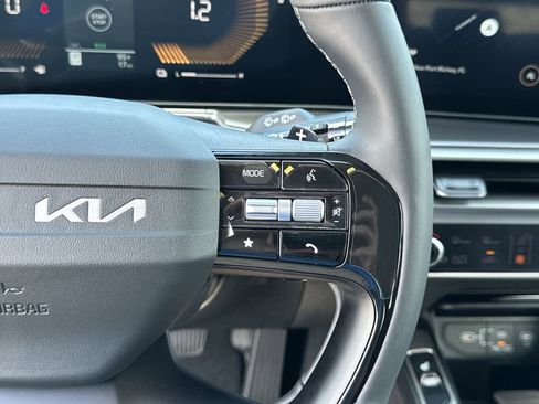 New 2026 Kia Sorento EX AWD/4WD image 29