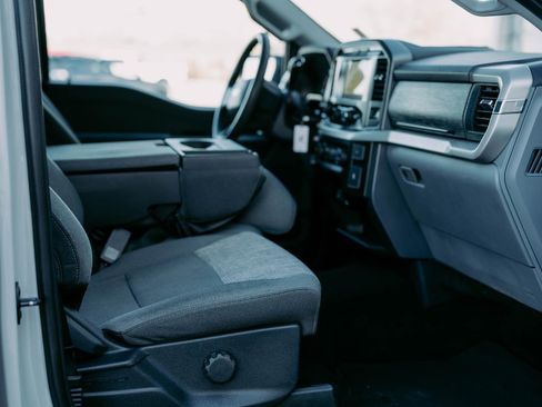 Used 2023 Ford F150 XLT w/ Trailer Tow Package image 19