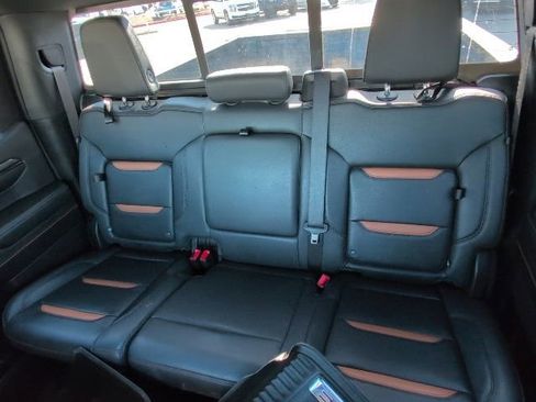 Certified 2023 GMC Sierra 1500 AT4 w/ Technology Package image 8