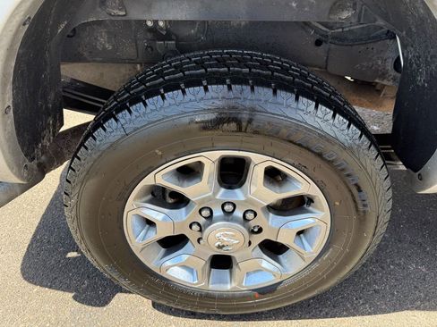 Used 2018 RAM 3500 Laramie Longhorn AWD/4WD image 10