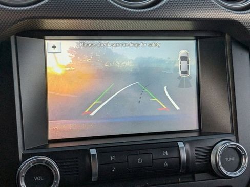 Used 2018 Ford Mustang GT w/ Equipment Group 301A image 9