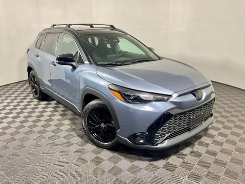 Used 2024 Toyota Corolla Cross AWD Hybrid image 5