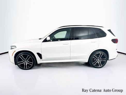 Used 2024 BMW X5 xDrive40i w/ M Sport Package AWD/4WD image 4