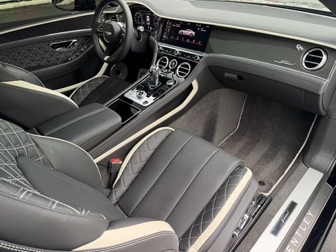 Used 2023 Bentley Continental GT Speed image 65