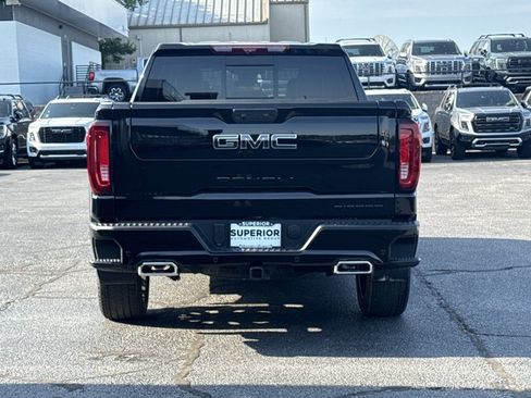 New 2026 GMC Sierra 1500 Denali Ultimate w/ LPO, Black Badging Package AWD/4WD image 4