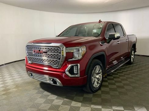 Used 2019 GMC Sierra 1500 Denali w/ Driver Alert Package II AWD/4WD image 3