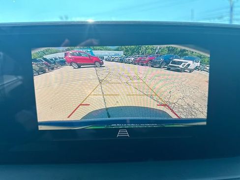 Used 2025 Buick Encore GX Preferred FWD image 17