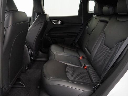 New 2026 Jeep Compass Latitude AWD/4WD image 17