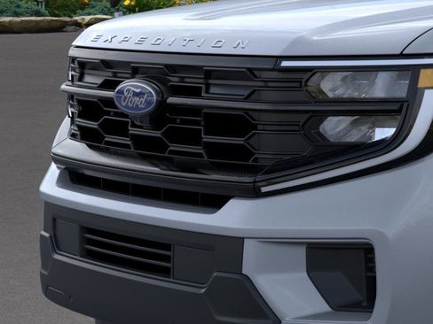 New 2026 Ford Expedition Active AWD/4WD image 17