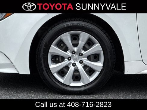 Used 2023 Toyota Corolla LE FWD image 12