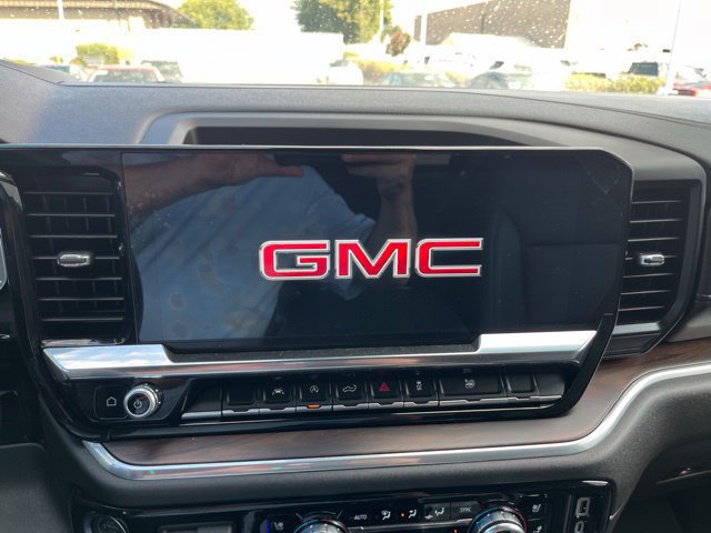Used 2026 GMC Sierra 1500 SLT w/ SLT Premium Package AWD/4WD image 7