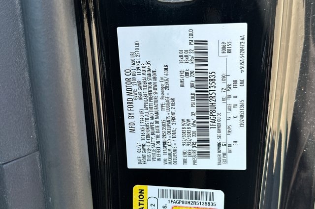 Used 2024 Ford Mustang Premium RWD image 33