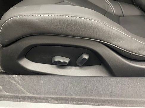 New 2026 Chevrolet Corvette Stingray Coupe w/ Battery Protection Package image 9