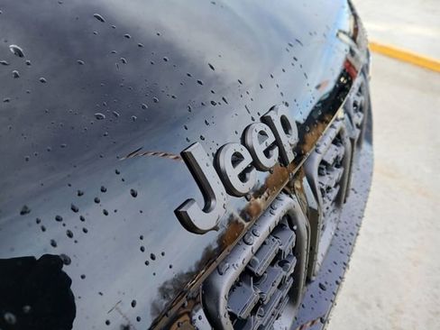 New 2026 Jeep Compass Latitude image 38