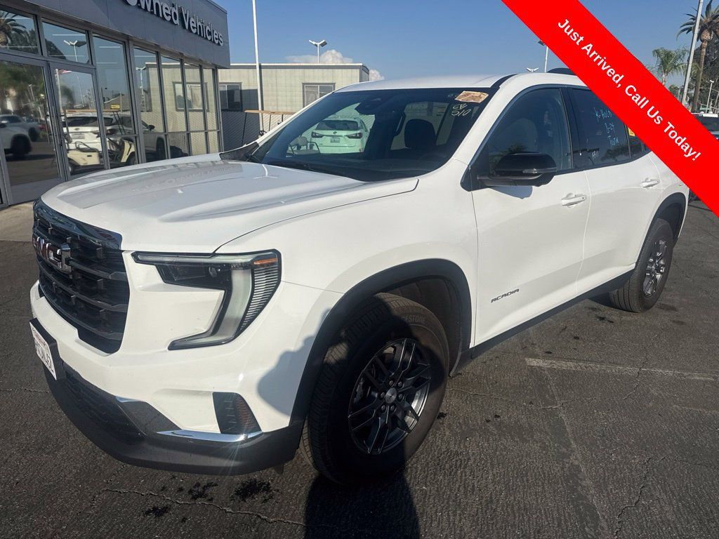 Used 2026 GMC Acadia Elevation FWD image 1