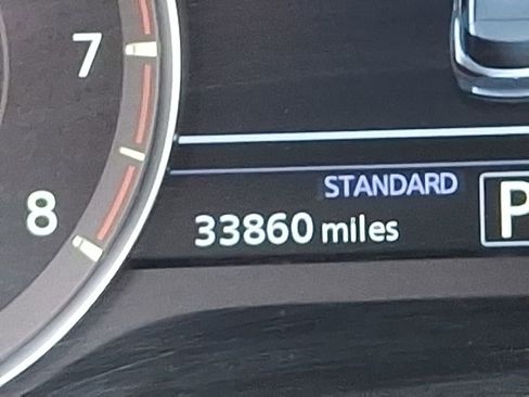 Used 2022 INFINITI QX50 Luxe w/ Appearance Package image 21