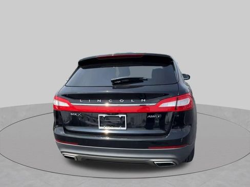 Used 2018 Lincoln MKX Select w/ Select Plus Package AWD/4WD image 8