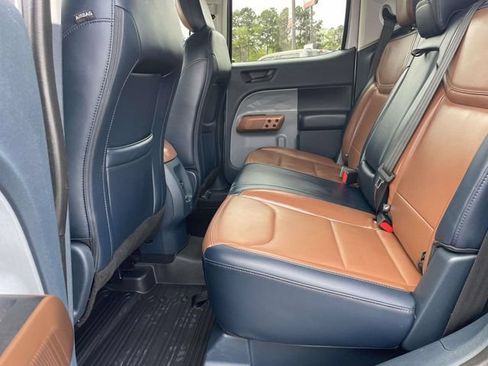 Used 2022 Ford Maverick Lariat FWD image 8