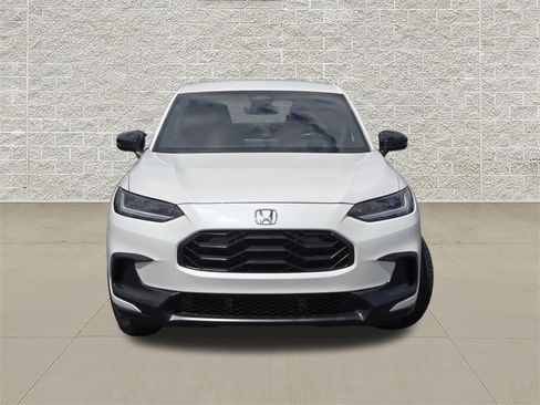 Used 2023 Honda HR-V Sport image 2