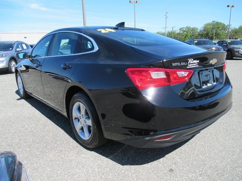 Used 2024 Chevrolet Malibu LT FWD image 5