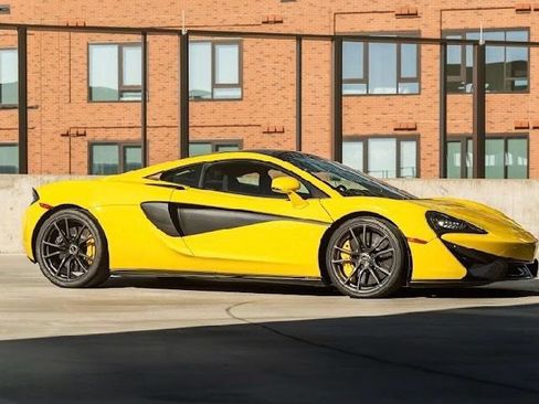Used 2018 McLaren 570S Coupe RWD image 7
