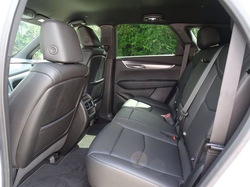Used 2024 Cadillac XT5 Luxury AWD/4WD image 15