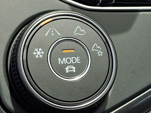 Certified 2023 Volkswagen Tiguan SEL R-Line image 22