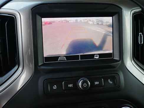 Used 2023 Chevrolet Silverado 1500 Custom AWD/4WD image 13