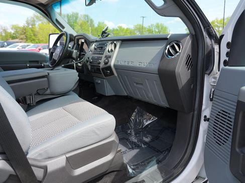 Used 2014 Ford F250 XLT AWD/4WD image 29