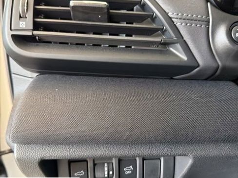 Certified 2025 Subaru Outback Premium image 42