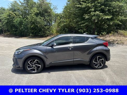 Used 2020 Toyota C-HR Limited FWD image 4