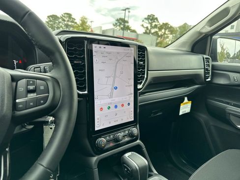 New 2025 Ford Ranger XLT w/ Equipment Group 301A High image 17