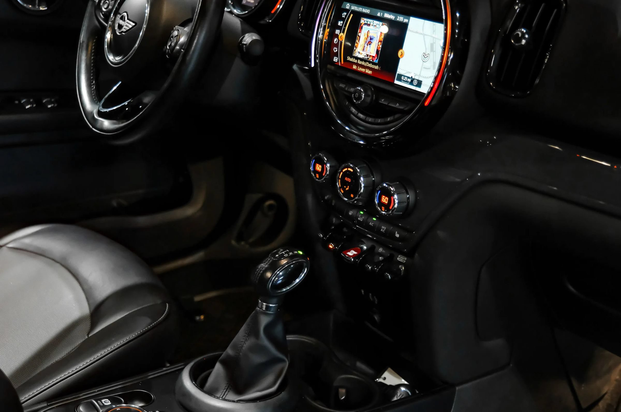 Used 2018 MINI Cooper Countryman ALL4 AWD/4WD image 25