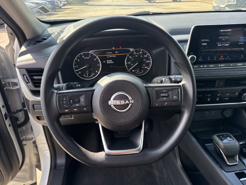 Used 2024 Nissan Rogue S FWD image 27