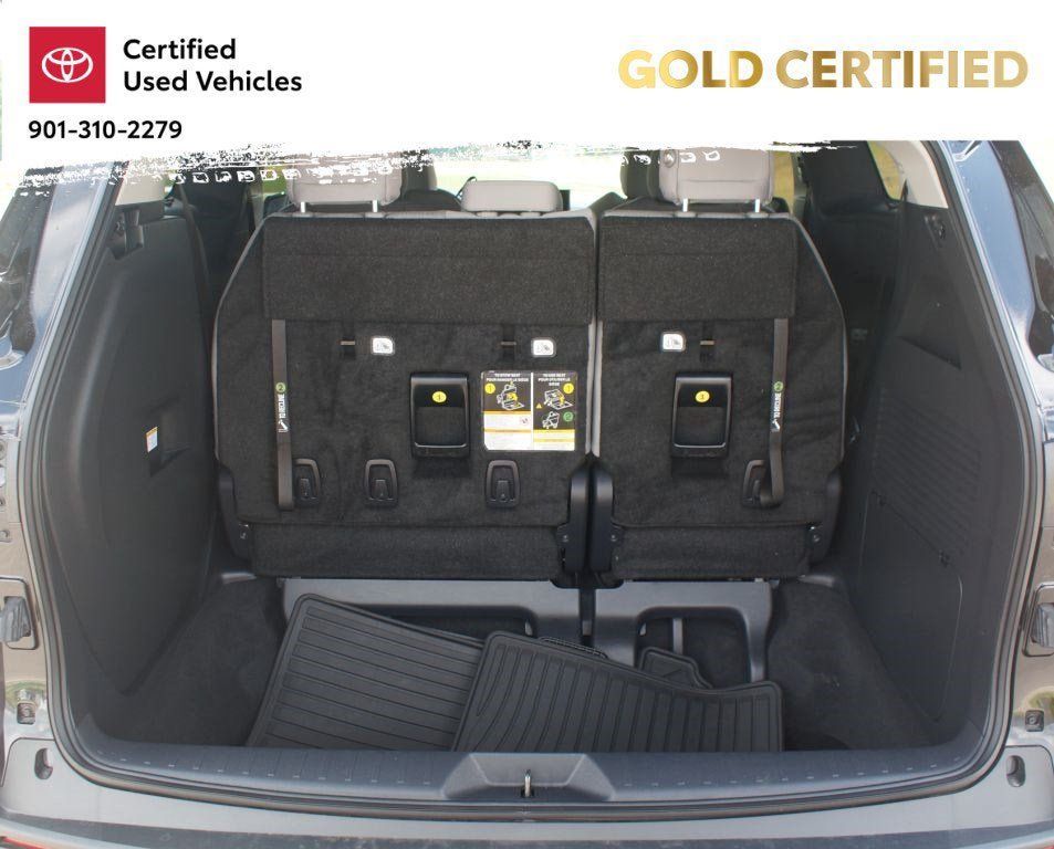 Used 2026 Toyota Sienna LE FWD image 17