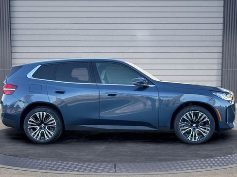 New 2026 BMW X3 xDrive30 w/ Premium Package image 3