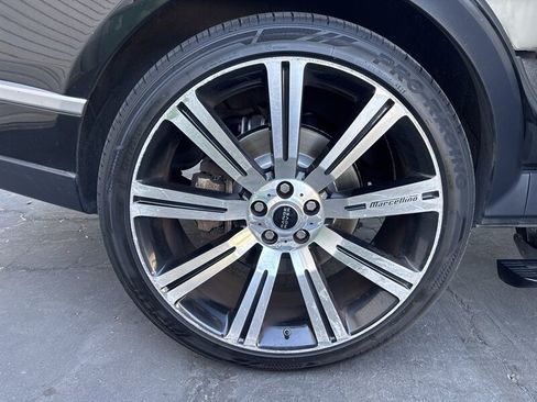 Used 2013 Land Rover Range Rover HSE AWD/4WD image 15