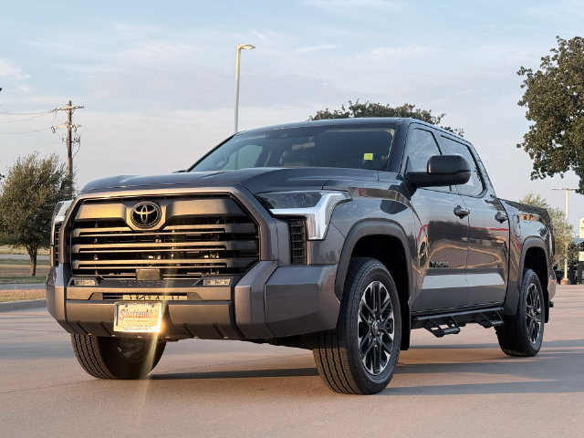 Used 2024 Toyota Tundra SR5 w/ SR5 Premium Package AWD/4WD image 3