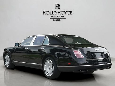 Used 2017 Bentley Mulsanne RWD image 4