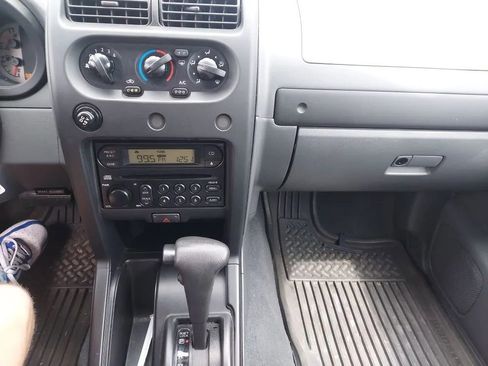 Used 2004 Nissan Xterra XE RWD image 12