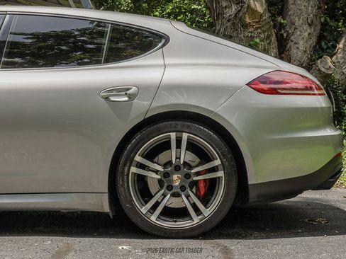 Used 2016 Porsche Panamera GTS AWD/4WD image 5