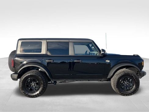 Used 2023 Ford Bronco Wildtrak image 9